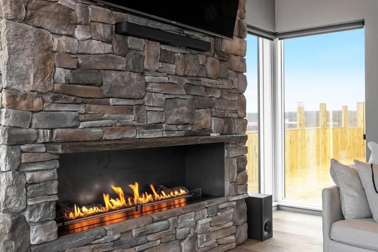 Luxury Log Home With A Hot Tub Selfoss Zewnętrze zdjęcie